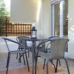 Neapolis Apartment *